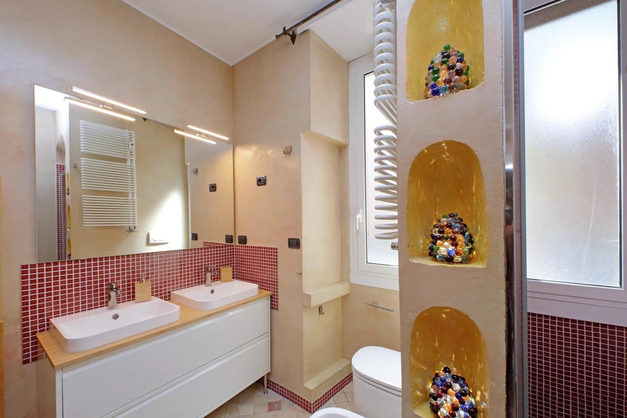 Charme E Style: Splendid With 2 Bedrooms Apartment *