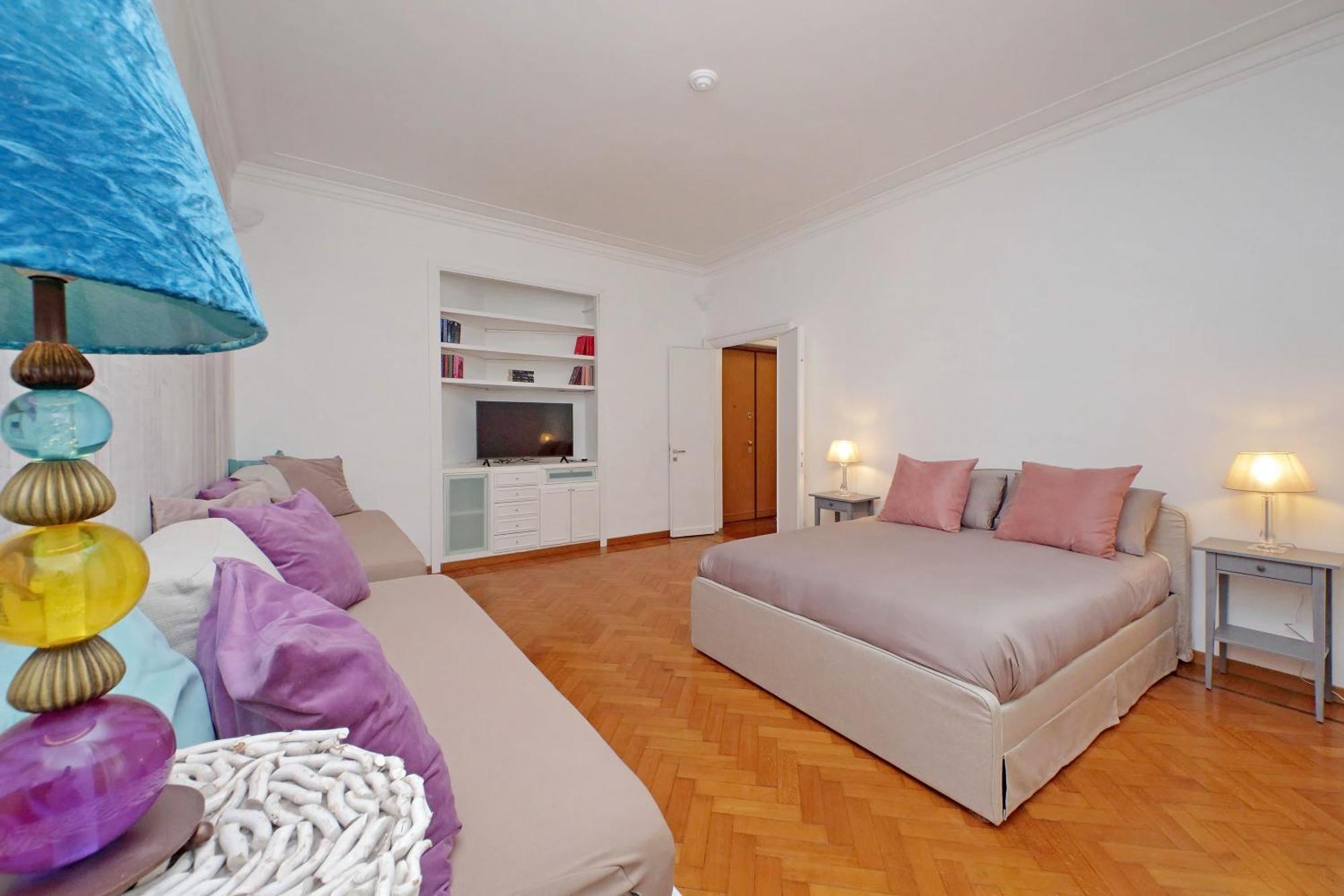 Charme E Style: Splendid With 2 Bedrooms Appartamento